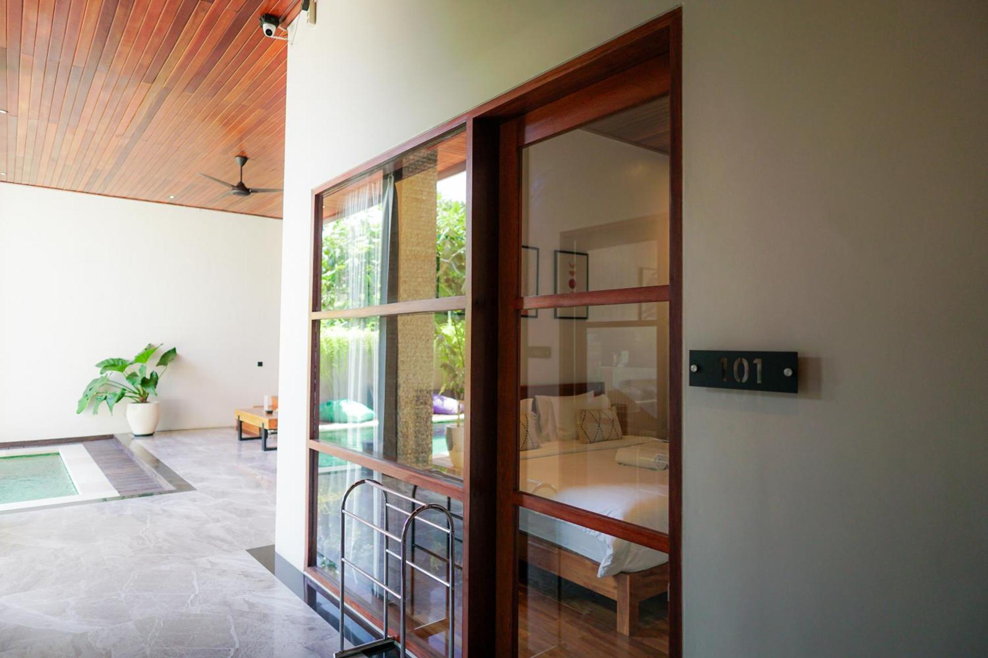 Tropical Beach House Bali Семиньяк Экстерьер фото