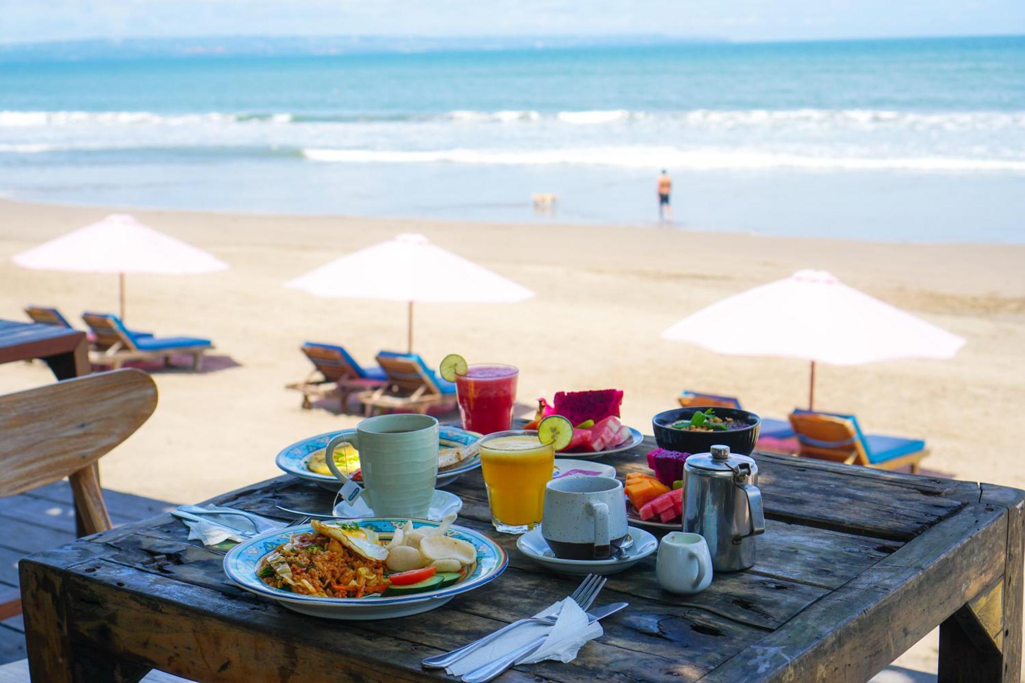 Tropical Beach House Bali Семиньяк Экстерьер фото