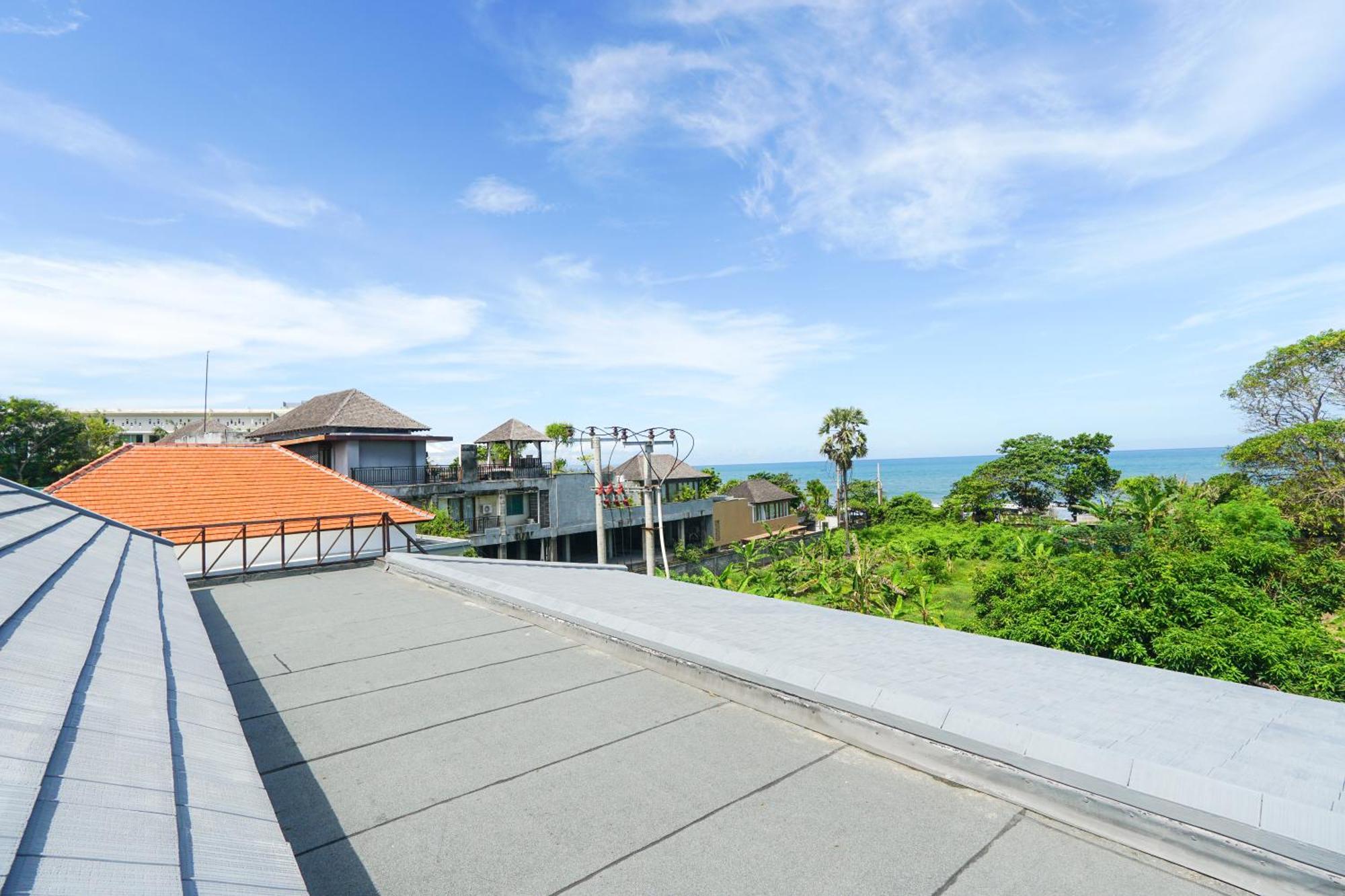 Tropical Beach House Bali Семиньяк Экстерьер фото